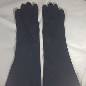 Vintage long, black gloves with eyelets size 7-8